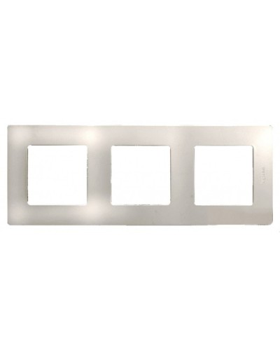Рамка 3 поста Etika слоновая кость Legrand 672513 в Иркутске Аксессуары для кабель-канала Pintop.ru